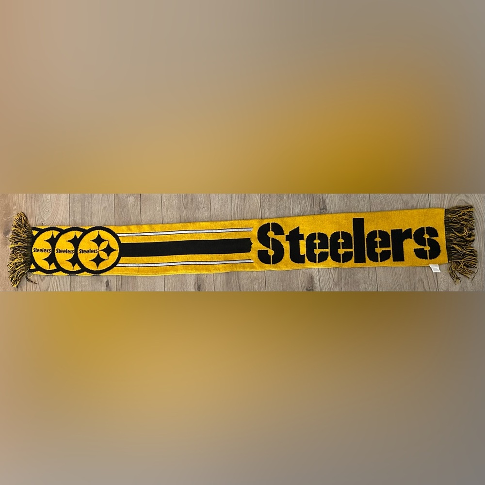 Pittsburgh Steelers Vibrant Yellow and Black Knit Scarf